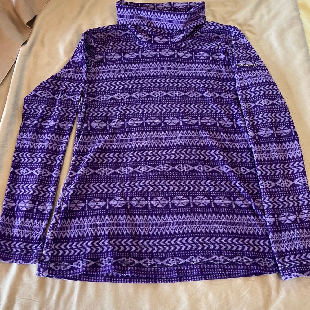 Columbia lightweight fleece turtleneck sweatshirt size medium purple printed